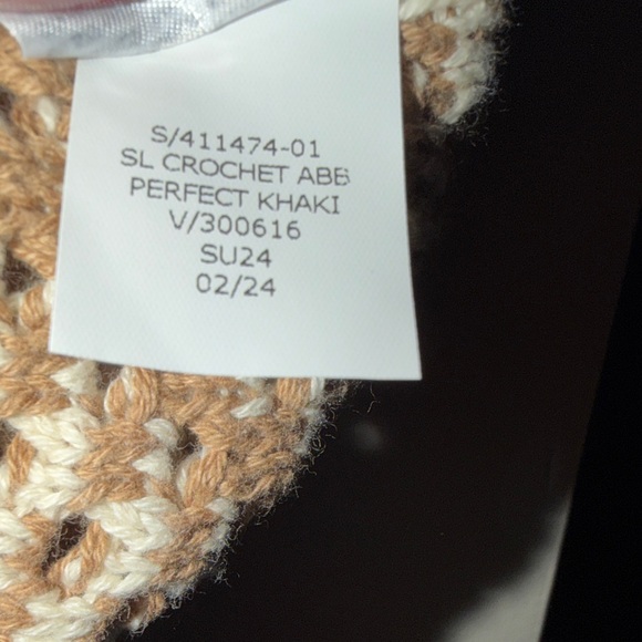 GAP Crochet Tan and Cream Knit Sweater Vest - Picture 5 of 9